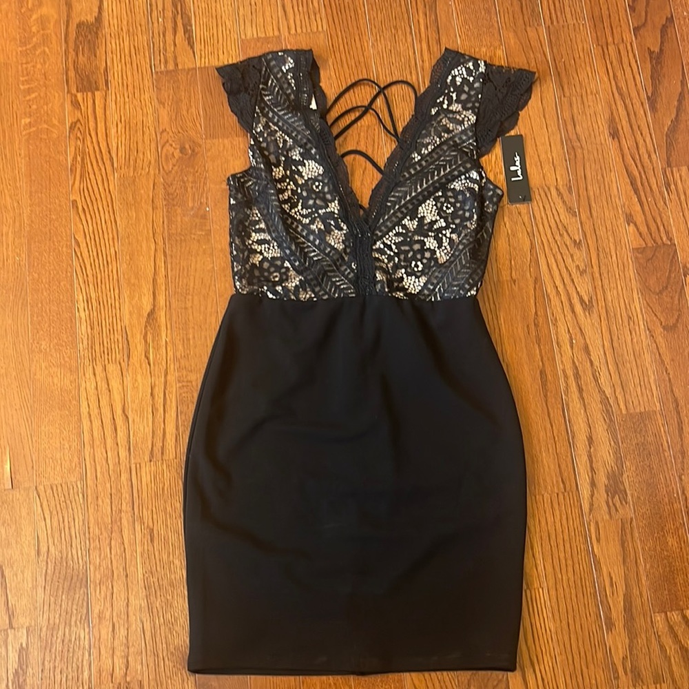 Lulus lace dress